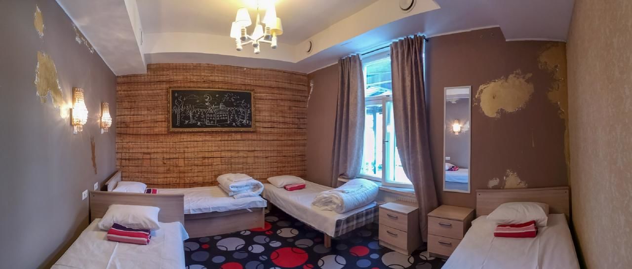 Хостелы Villa Kadriorg Hostel Таллин-12