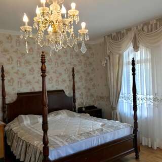 Отели типа «постель и завтрак» Spacious rooms in peaceful Jelgava area Елгава