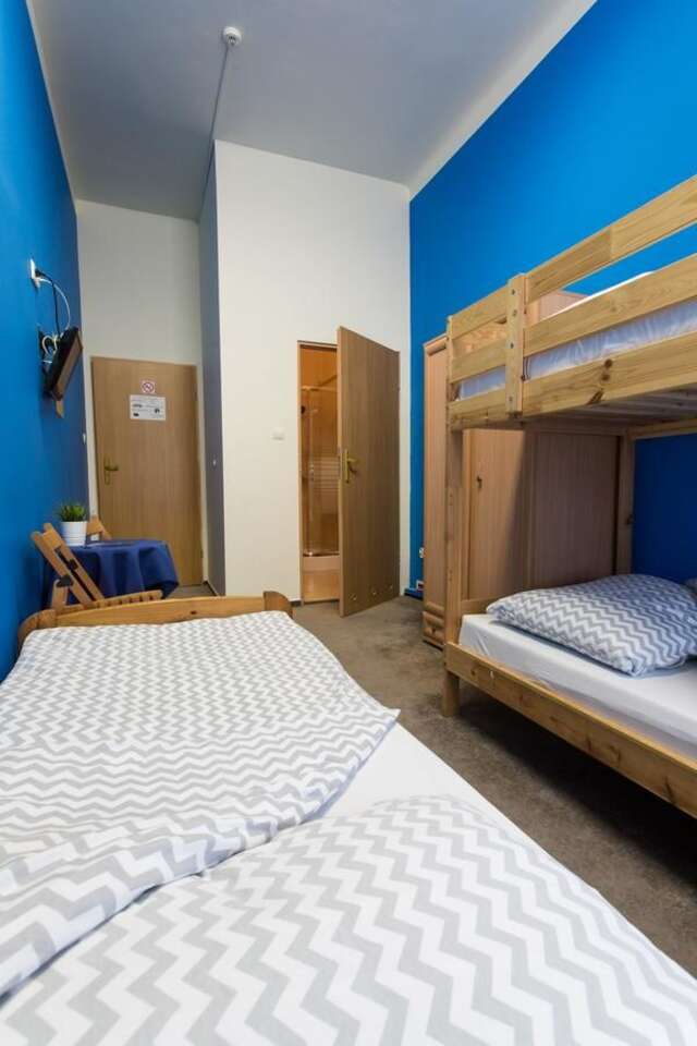 Хостелы Moon Hostel Варшава-28