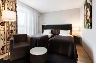 Отель Hotel Moderno Познань Улучшенный двухместный номер с 2 отдельными кроватями-5