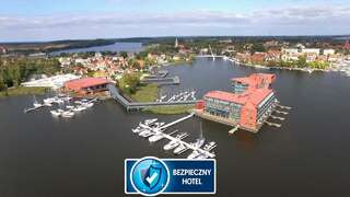 Отель Hotel Mikołajki Leisure & SPA Миколайки