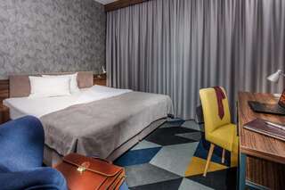 Отель Vulcan Hotel Щецин Двухместный номер с 1 кроватью и собственной ванной комнатой-10