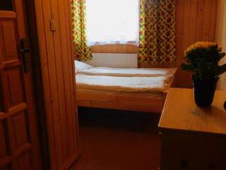 Отели типа «постель и завтрак» Dom wypoczynkowy U Kuby Бялка-Татшаньска Двухместный номер с 1 кроватью и собственной ванной комнатой-5