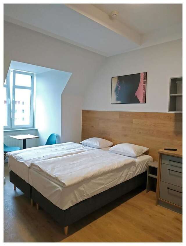 Хостелы MoHo XL Hostel Вроцлав-7