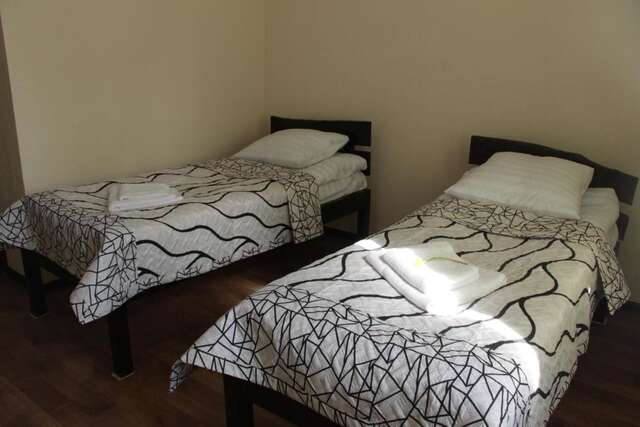 Хостелы Snow Leopard Hostel Каракол-36