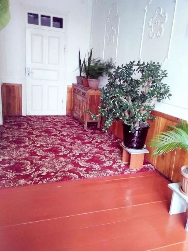 Гостевой дом Riverside Guest house Mashkhur Arslanbob-18