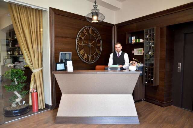 Отель Hotel Capitolina City Chic Клуж-Напока-11