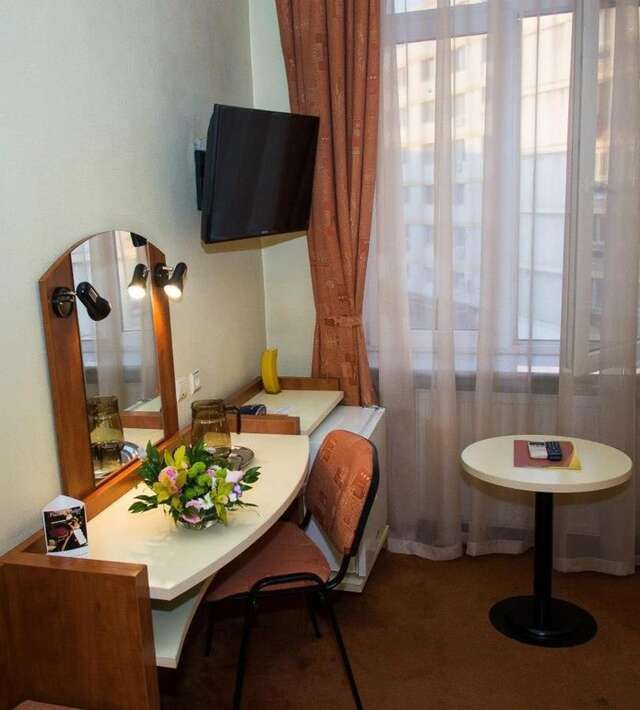 Отель Hotel Astoria City Center Яссы-4