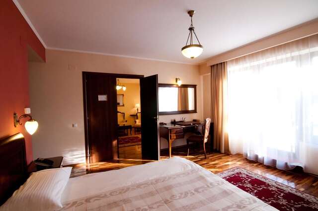 Отель Elite Resort Hotel & SPA Орадя-14