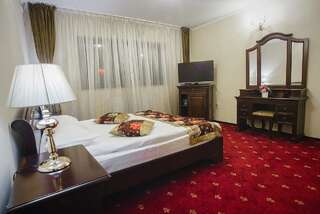 Отель Hotel Capitol Яссы Люкс-6