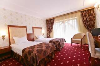 Отель Hotel Restaurant La Castel Яссы Двухместный номер с 1 кроватью или 2 отдельными кроватями-10