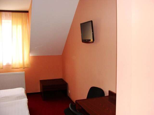 Отель Hotel Lan Орадя-55