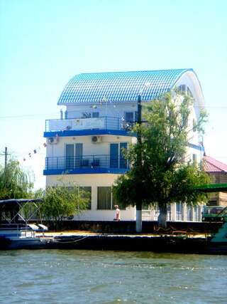 Гостевой дом Marina House Сулина