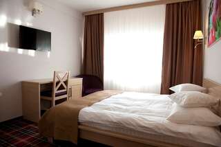 Отель Hotel Leon & Spa Арад Улучшенный двухместный номер с 1 кроватью-3
