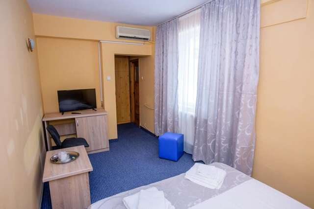 Отель Hotel Cora Констанца-38