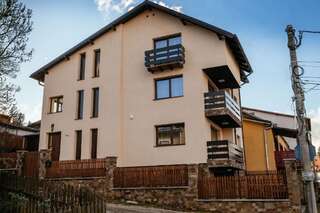 Гостевой дом Serban Cottage Ватра-Дорней Дом для отпуска-12