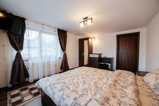 Гостевой дом Serban Cottage Ватра-Дорней-33