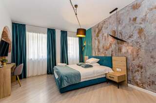 Отель Lumiere House Sibiu Сибиу Улучшенный номер с кроватью размера «king-size»-1