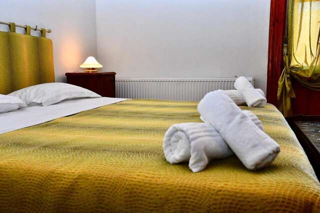 Отели типа «постель и завтрак» GB Apartments - 'Bohus Palace Panoramic' Арад-13