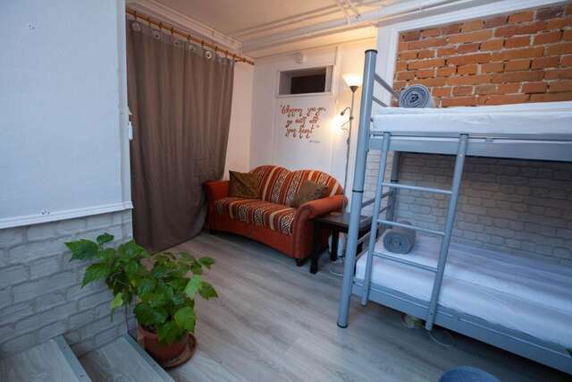 Хостелы Oradea Central Hostel Орадя-25