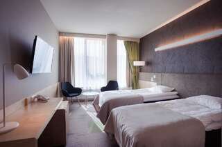 Отель Hotel Tartu Тарту Улучшенный двухместный номер с 1 кроватью или 2 отдельными кроватями-4