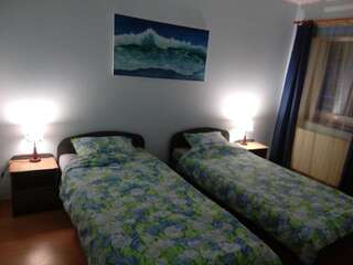Хостелы Anette Hostel Пярну Стандартный двухместный номер с 2 отдельными кроватями-7