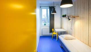 Хостелы Hektor Design Hostel Тарту Одноместный номер с общей ванной комнатой-8