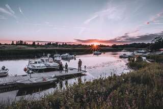 Комплексы для отдыха с коттеджами/бунгало Fishing Village Пярну Двухместный номер с 1 кроватью или 2 отдельными кроватями, общая ванная комната-4