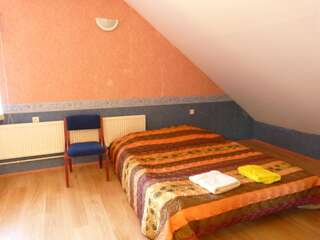 Хостелы Viva Pirita Hostel Таллин Двухместный номер с 1 кроватью и общей ванной комнатой-4