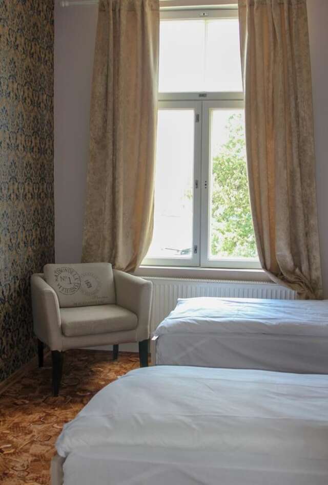 Хостелы Villa Kadriorg Hostel Таллин-45