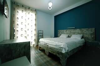 Отель Hotel Kutaisi Globus Кутаиси Стандартный двухместный номер с 1 кроватью или 2 отдельными кроватями-13
