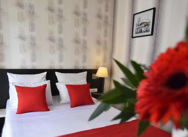 Отель East Gate Boutique Hotel Тбилиси-8