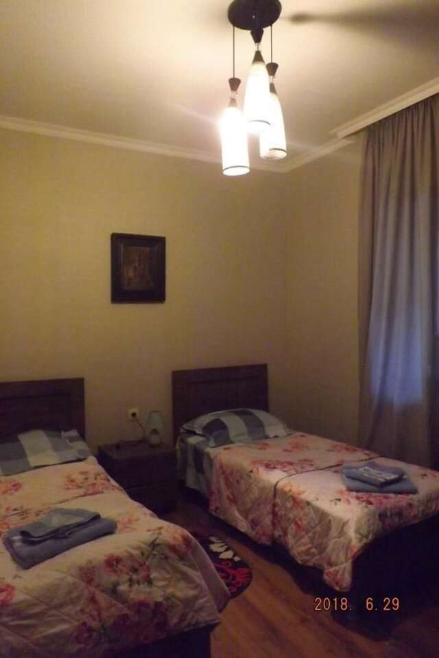 Гостевой дом Guest House Gio Тбилиси-12