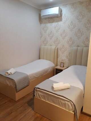 Отели эконом-класса Lotus Ахалцихе Двухместный номер с 1 кроватью или 2 отдельными кроватями-12