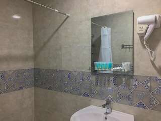 Гостевой дом Guest House Maradona Сигнахи Cемейный номер с собственной ванной комнатой-3