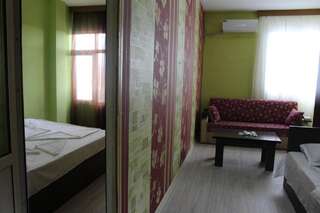 Отель tao Батуми Двухместный номер Делюкс с 1 кроватью и балконом-2