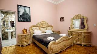 Отели типа «постель и завтрак» Hotel Veranda Кутаиси Двухместный номер с 1 кроватью и видом на горы-3