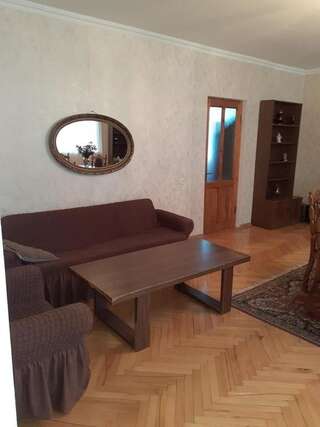 Гостевой дом Guest house Dati Боржоми Трехместный номер-24