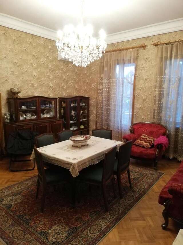 Проживание в семье Kutaisi guesthouse Кутаиси-12