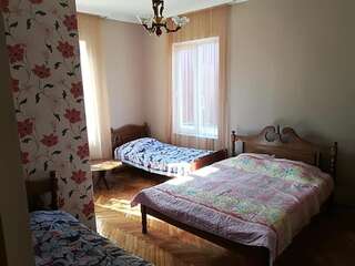 Гостевой дом Kobuleti Guest House Кобулети Семейный номер-7