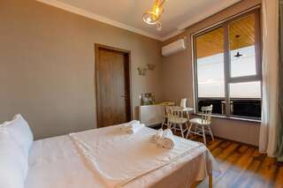 Мини-отель 4 Rooms Boutique Hotel Сигнахи-0