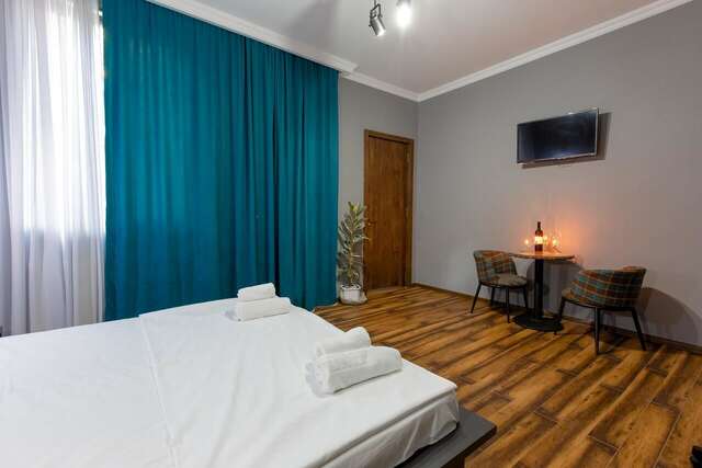 Мини-отель 4 Rooms Boutique Hotel Сигнахи-13