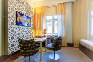 Отель Hotel Klaus K Хельсинки Номер «Дизайр» с кроватью размера «king-size»-4