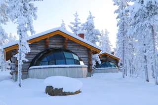 Отель Kakslauttanen Arctic Resort - Igloos and Chalets Саариселькя Стеклянное иглу Кело (для 6 взрослых)-4
