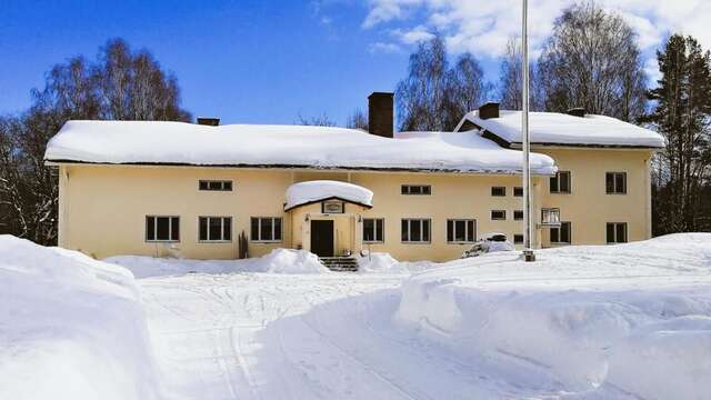 Хостелы Vanhan Koulun Majatalo-Old School Guest House Колинкюла-18