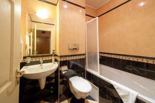 Отель Hotel Alegro Велико-Тырново One-Bedroom Apartment- 10% discount in the restaurant-3