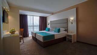 Отель Havana Hotel Casino & SPA - All Inclusive Золотые Пески Двухместный номер с 1 кроватью или 2 отдельными кроватями, балконом и видом на парк (для 2 взрослых)-38