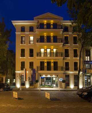 Отель Famous House Пловдив