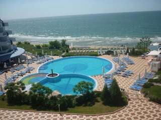 Отель PrimaSol Sineva Beach Hotel - Все включено Свети-Влас