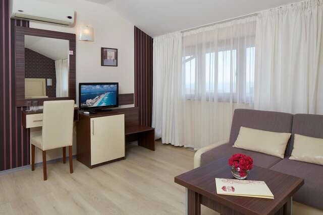 Отель Relax Holiday Complex & Spa Солнечный Берег-34